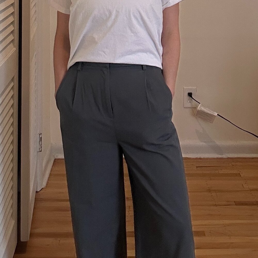 Future Classics Grey Pleated Trousers Size M
